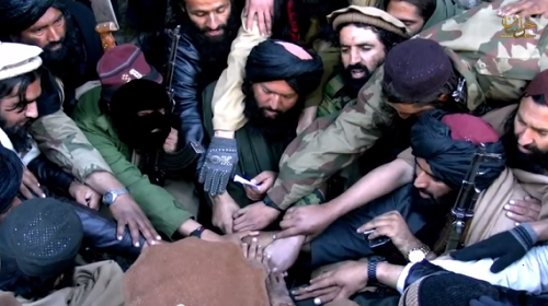 وجود مهزوز: