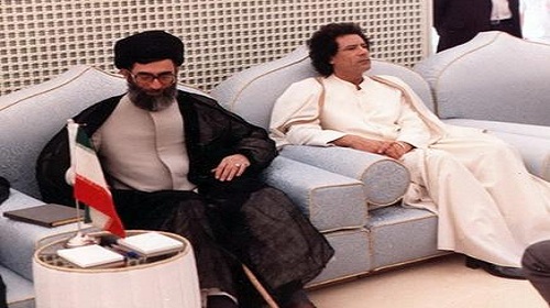 الخميني تآمر على