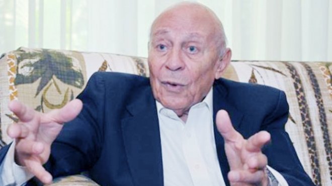 الدكتور صلاح سلام