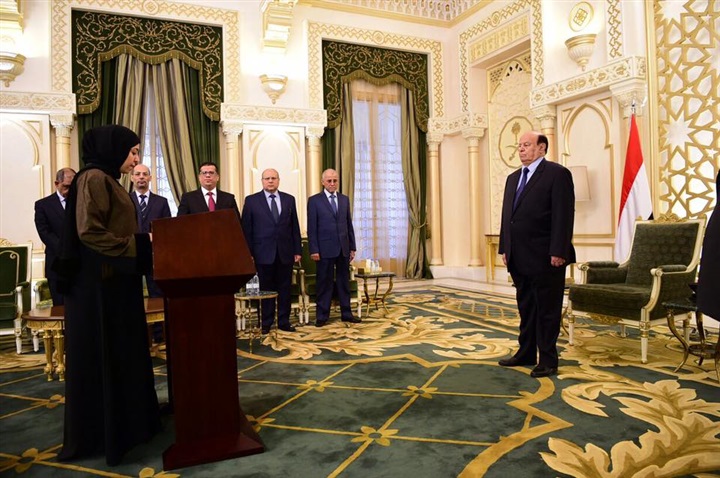 المشهد السياسي: