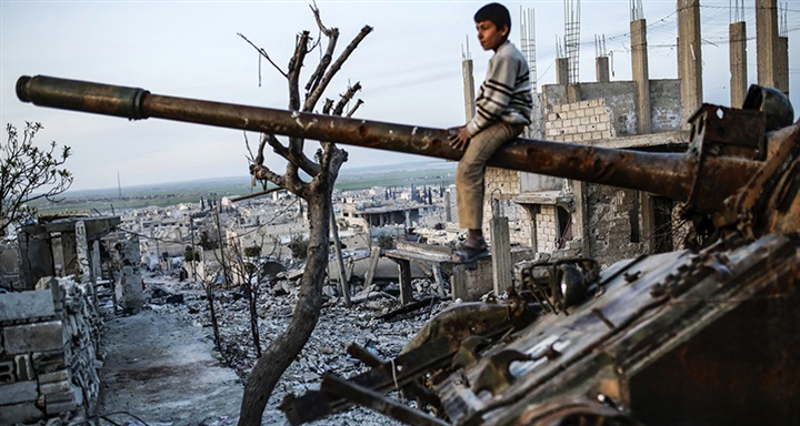 السلاح سيد الموقف