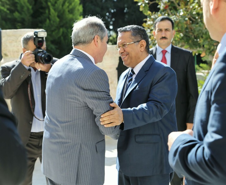 المشهد السياسي: