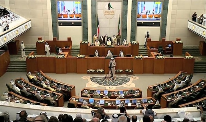 نصف المقاعد للمعارضين