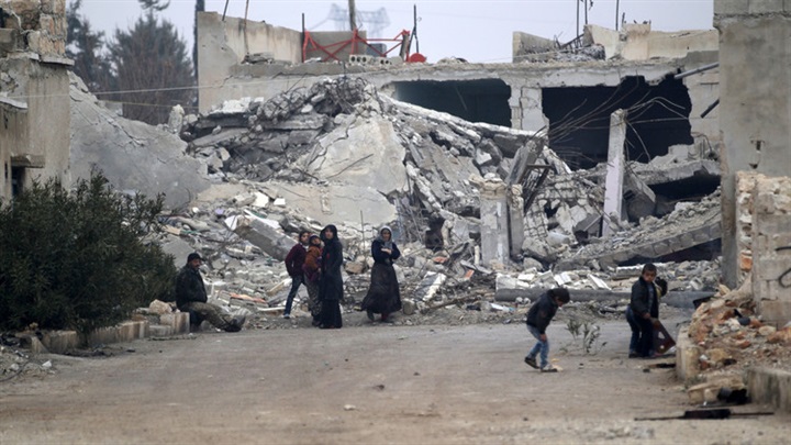 حلب تحت الدمار