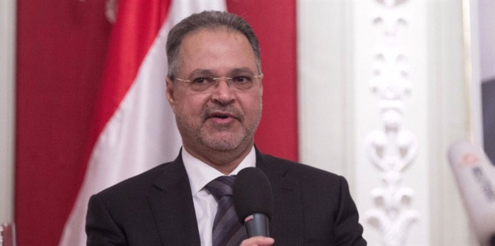 المشهد السياسي: