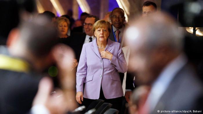 ميركل مستمرة فى دعم