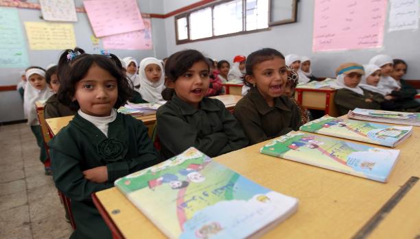 المناهج لغسيل العقول: