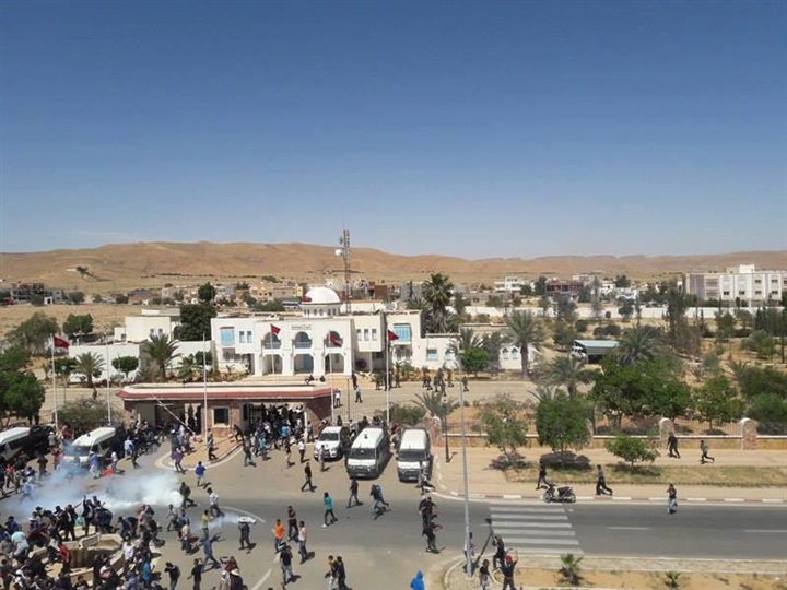 ألغاز المسيل للدموع