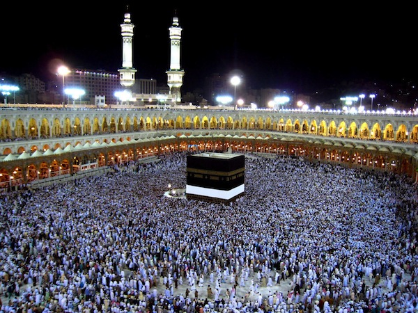 ايران وتدول الحرمين: