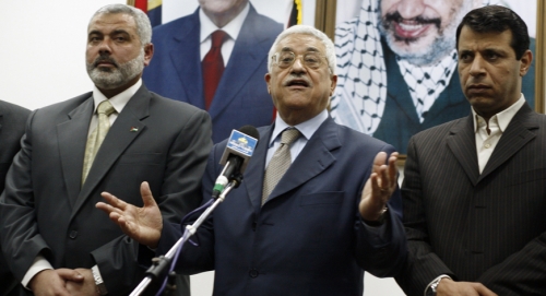 دحلان وعباس: