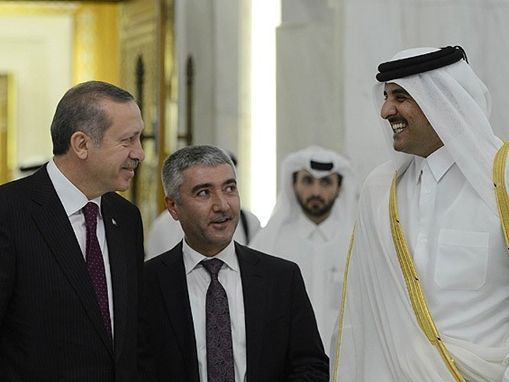 العلاقات القوية بين