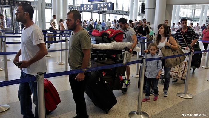 ترحيل للاجئين