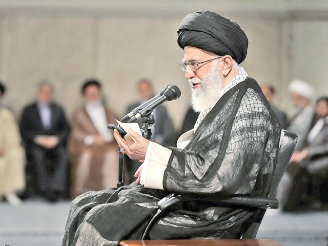 زيارة الصدر بعيون