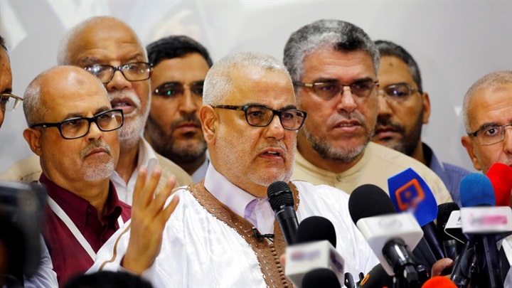 الاخوان.. وتناقضات