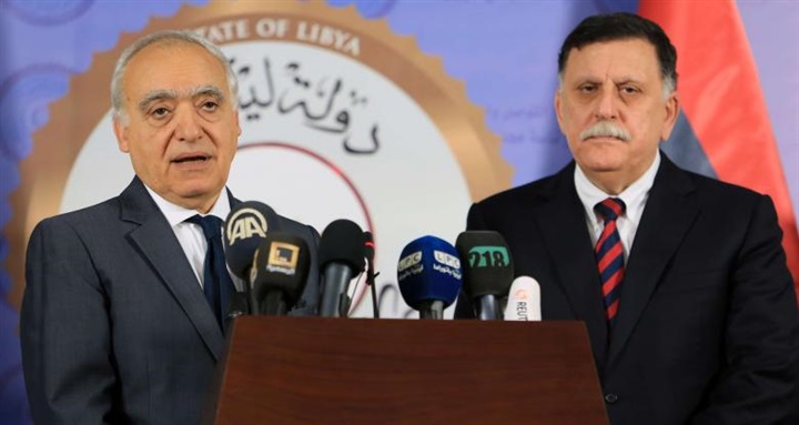 مع اجتماع اللجنة