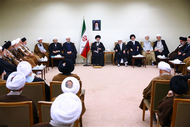 روحاني الطموح.. يجري