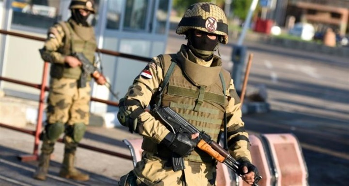 الجيش يعتقل 3 متطرفين