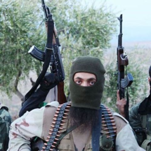 «داعش» يعدم جنوداً