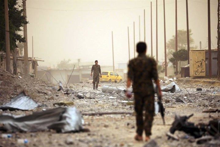 بعد مرور عام علي