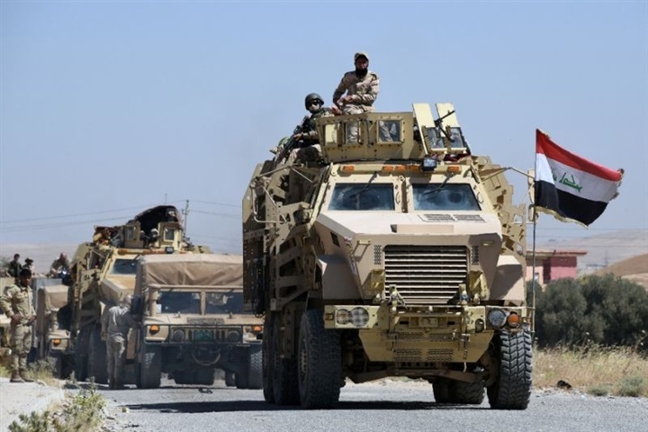 الجيش العراقي يدمر