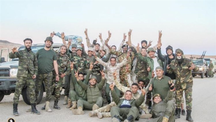 الجيش الليبي يطور