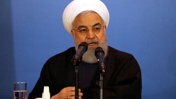 إيران تستنكر العقوبات