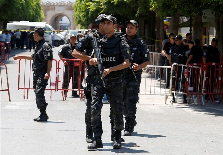 تونس: إيقاف 25 إرهابياً