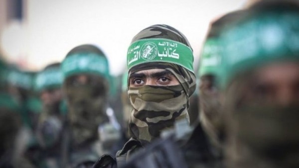 حماس تعاقب أحد مؤسسي