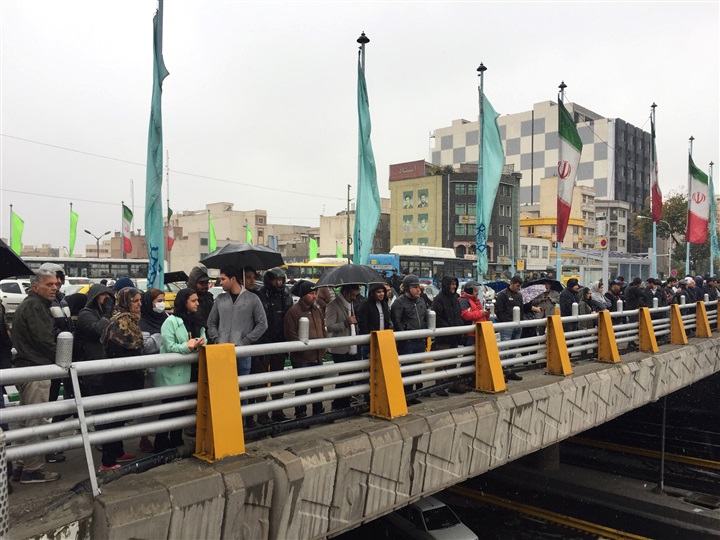 احتجاجات بسوق طهران