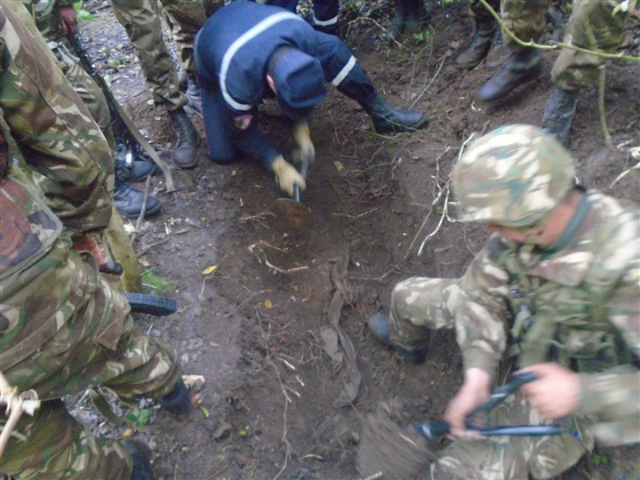 من هو الإرهابي أبو