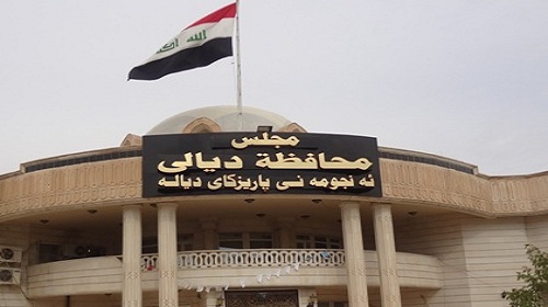 اختفاء مسئولين في