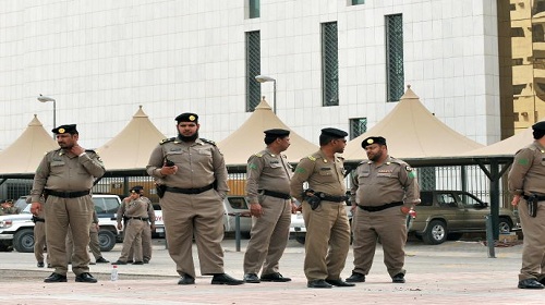 مقتل شرطيين سعوديين