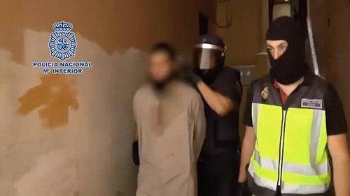 تفكيك خلية تجند مغربيات