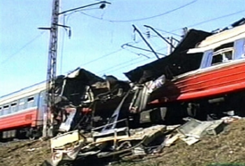 6 فبراير: تفجير قطار