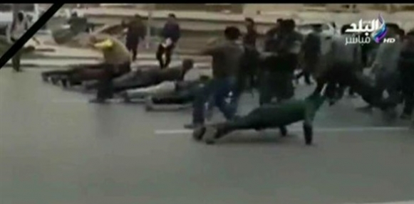 الإخوان بين استعراض