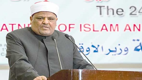الدكتور عباس شومان