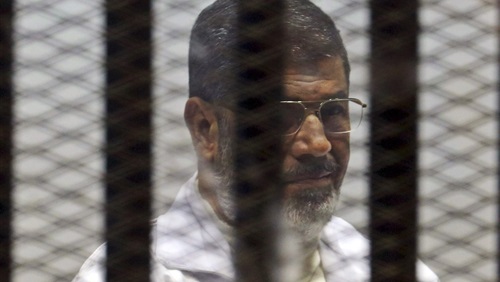 محاكمة مرسي و10 من