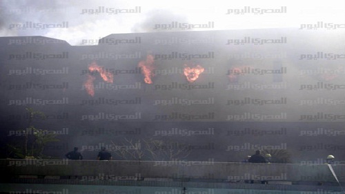 تفحم 5 قاعات بمركز