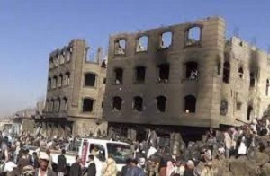 تحذيرات من انهيار