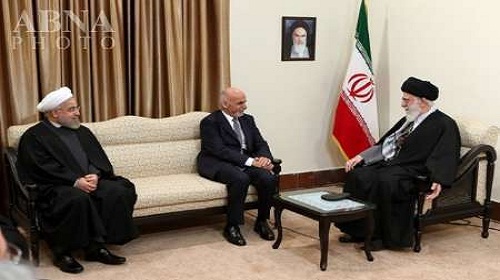 حكومة أفغانستان بين