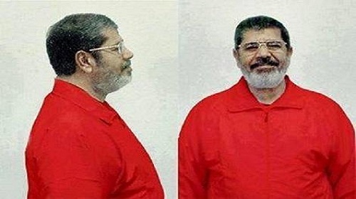 بدلة حمراء من الدفاع