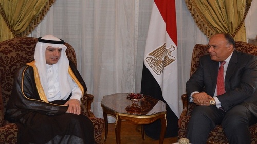القاهرة تدعو الأطراف