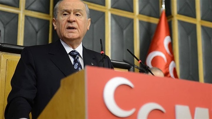 زعيم حزب الحركة القومية