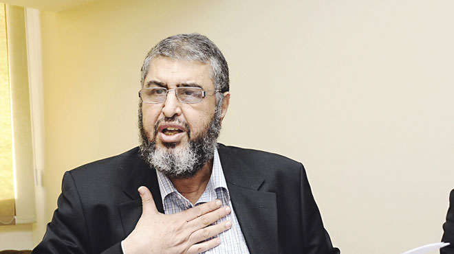 عبدالرحيم علي يواصل