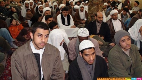 حياته وتعليمه