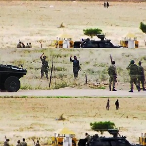 مسلحوداعش يسخرون