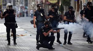قمع الشرطة لتركية