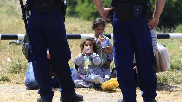 الاطفال يدفعون الثمن