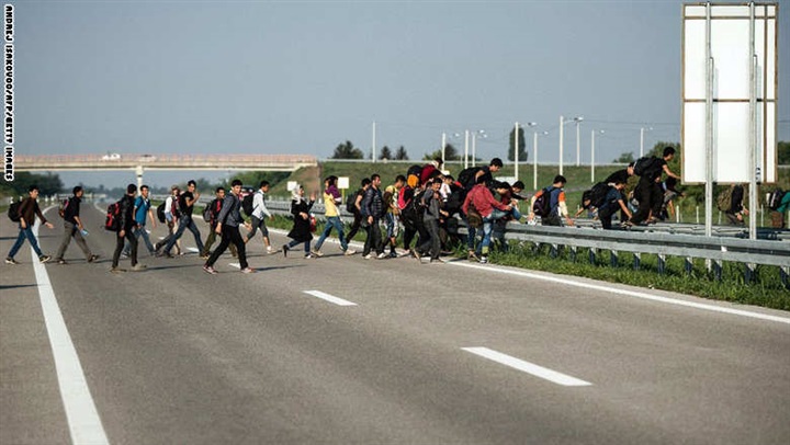 نزوح جماعى للاجئيين