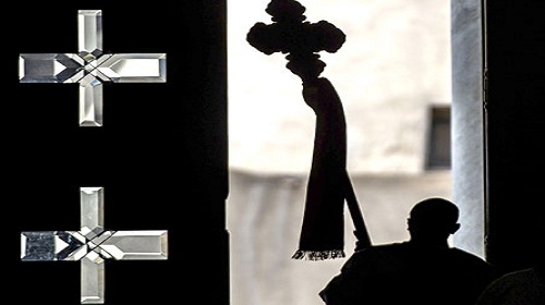 أقباط مصر غاضبون..